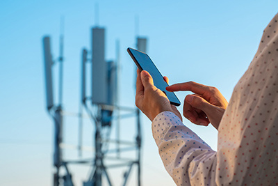 全球占比 60%,截至 2024 年 5 月底我国 5G 基站超 383 万站