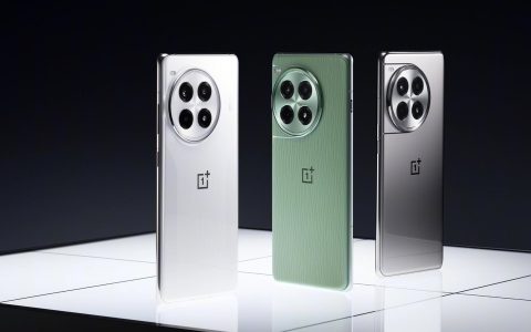 一加 Ace 3 Pro 手机更多细节公布：仿生振感马达 Turbo、超薄光学屏幕指纹，今晚发布