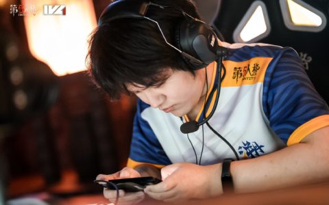 《第五人格》选手故事： TE_ppei——宝剑锋从磨砺出