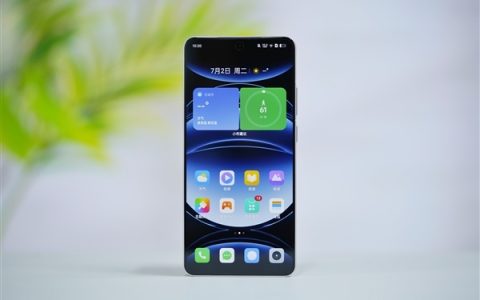 2799元起卖爆！真我GT6京东成交额第8：能和苹果掰手腕