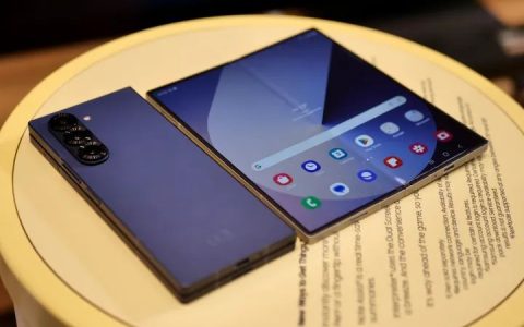 2019 年发布以来首次，三星 Galaxy Z Fold6 手机支持折叠状态下注册添加指纹