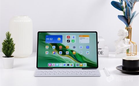 同档最好的OLED屏！荣耀平板MagicPad2上手