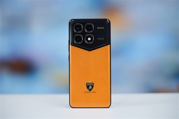 3999元 联名兰博基尼！Redmi K70至尊冠军版发布：自带碳纤维纹理