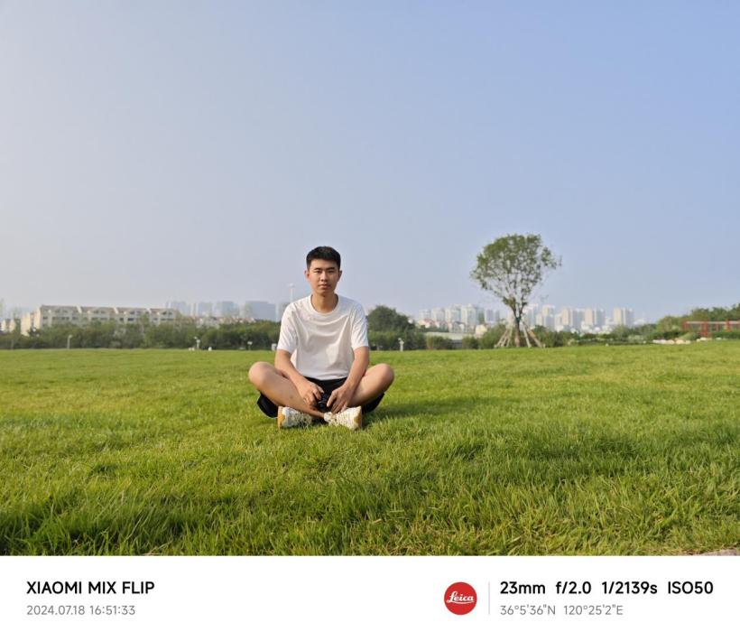 米系首款小折叠手机,小米 MIX Flip 评测