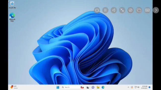 网友在苹果 iPhone 15 Pro 上跑 Win11,体验惨不忍睹
