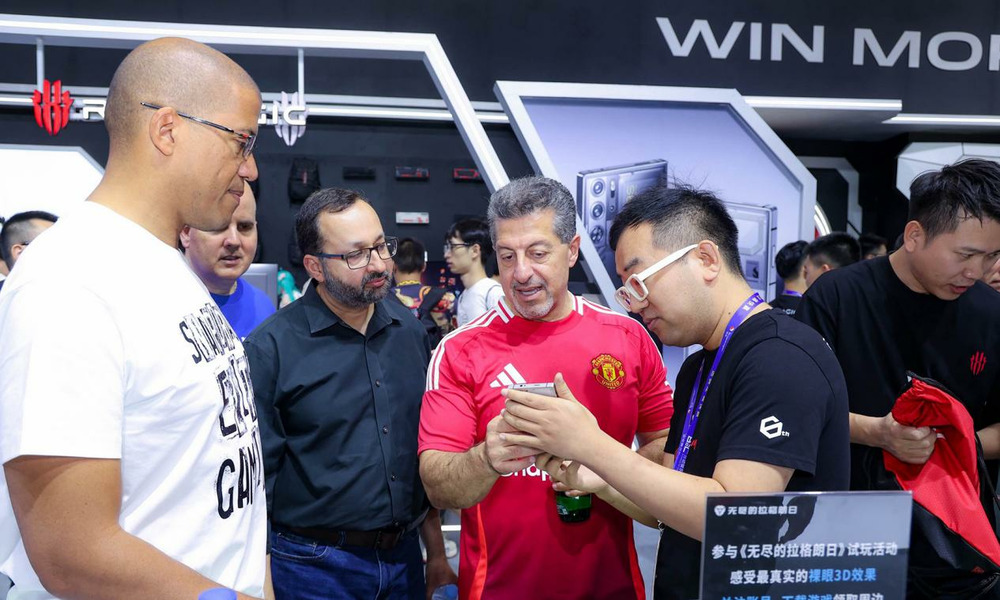 红魔平板黑科技首秀2024 ChinaJoy,震撼视觉新体验