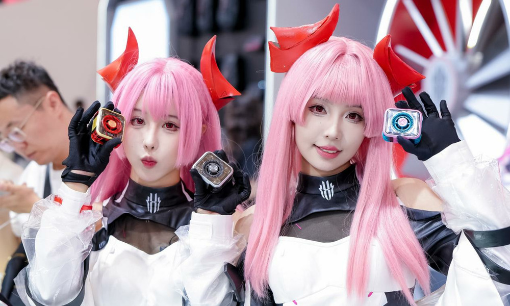 红魔平板黑科技首秀2024 ChinaJoy,震撼视觉新体验