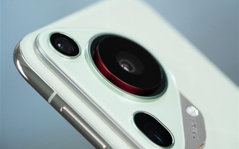 华为Pura 70 Pro发布鸿蒙OS 4.2 172版更新：支持AI扩图 一键拯救废片！