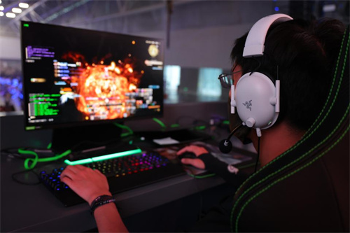 《最终幻想14》FANFEST 2024品牌赞助齐发,光明熊小白联动新品上线!
