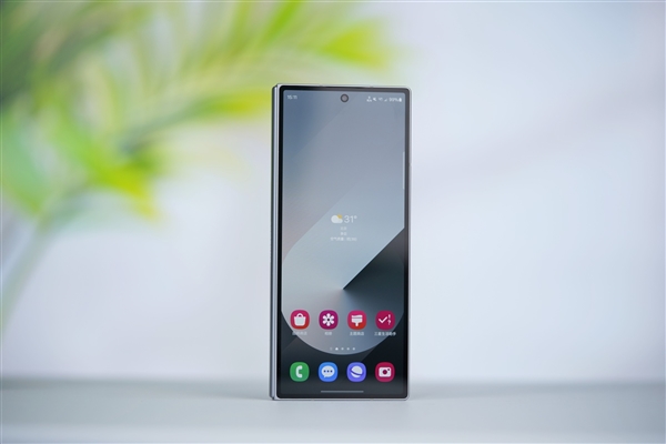 史上最轻薄的三星折叠屏!三星Galaxy Z Fold6图赏