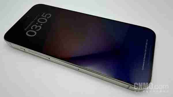 iphone 15 pro max搭载触觉按钮的原型机曝光,项目已取消
