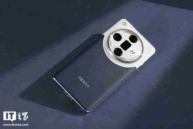 消息称OPPO Find X8 Ultra手机后置四摄双潜望,弃用IMX858