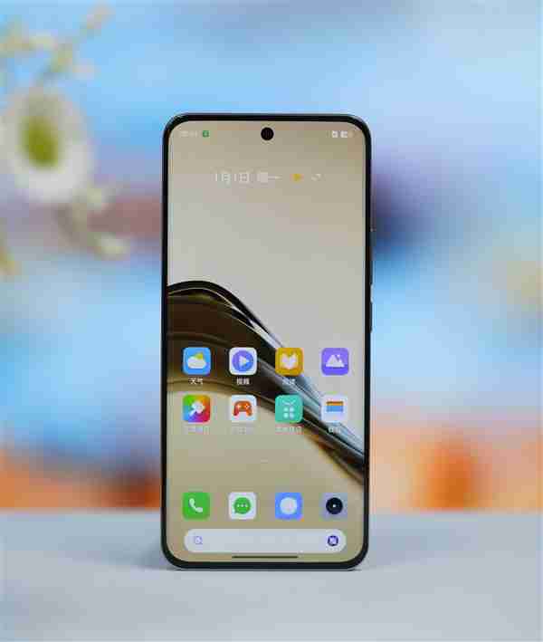 首发全新索尼超光影潜望长焦!真我13 Pro+图赏