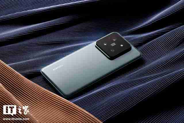 消息称小米15 Pro工程机配骁龙8 Gen4+2K微曲屏