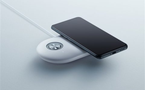 限制解除！无线充电新规今起施行：功率放宽至80W 手机充电更快