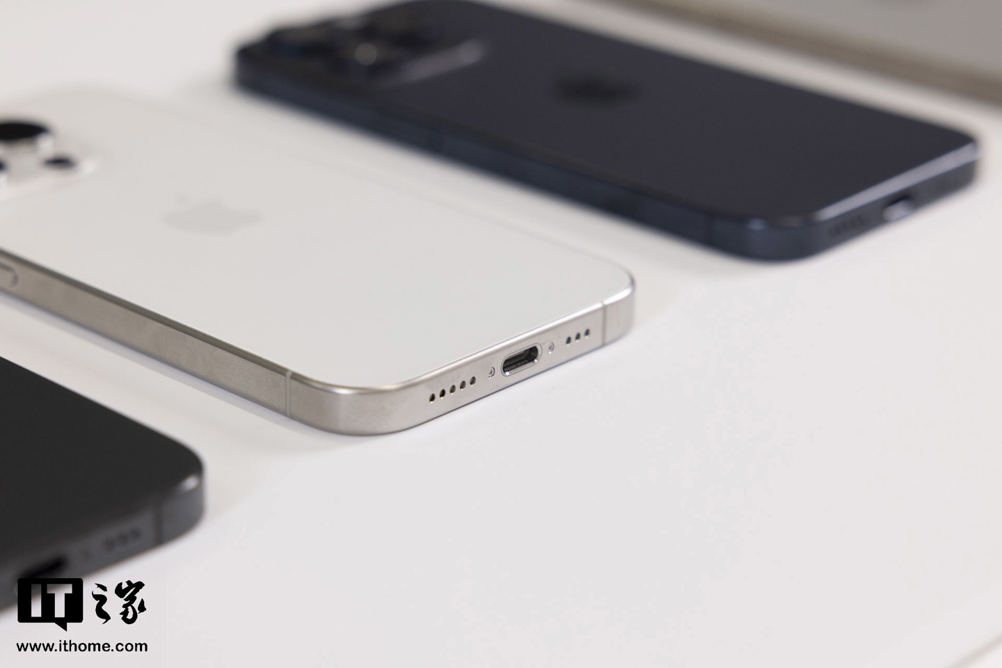 传言称“iphone 16 可能不支持微信”,苹果中国区技术顾问称正与腾讯沟通应用商店抽成事宜