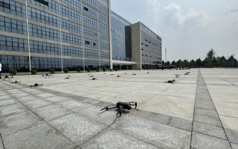 业界首次，中国联通与中兴通讯完成 5G-A 低空通感大规模无人机机群试验