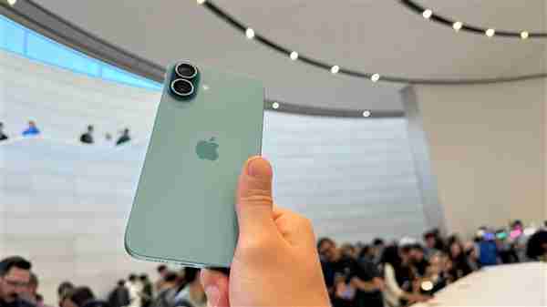 iPhone 16全系5种颜色实拍:你看中哪个?