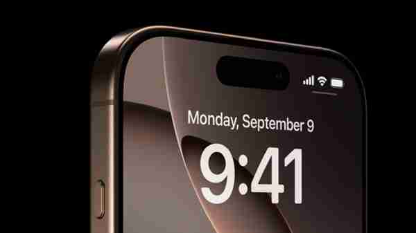 苹果推出沙漠色iPhone 16 Pro:淡金色效果 重回iPhone XS时代