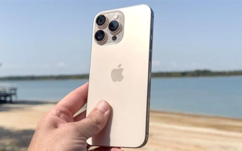 128GB iPhone最好别买！Apple智能有存储空间要求
