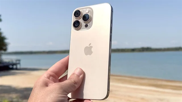 128gb iphone最好别买!apple智能有存储空间要求