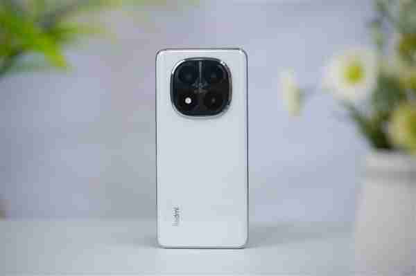 1.8米高也摔不坏!Redmi Note 14 Pro+图赏