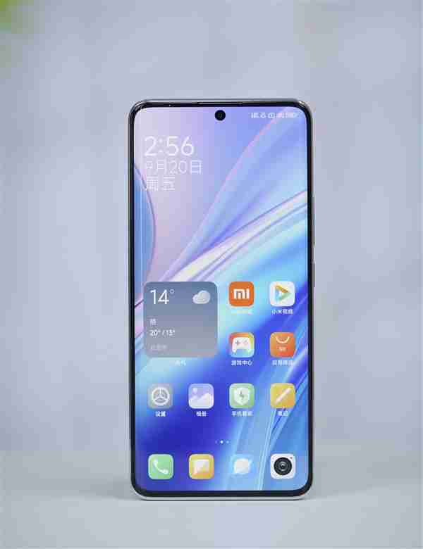 1.8米高也摔不坏!Redmi Note 14 Pro+图赏
