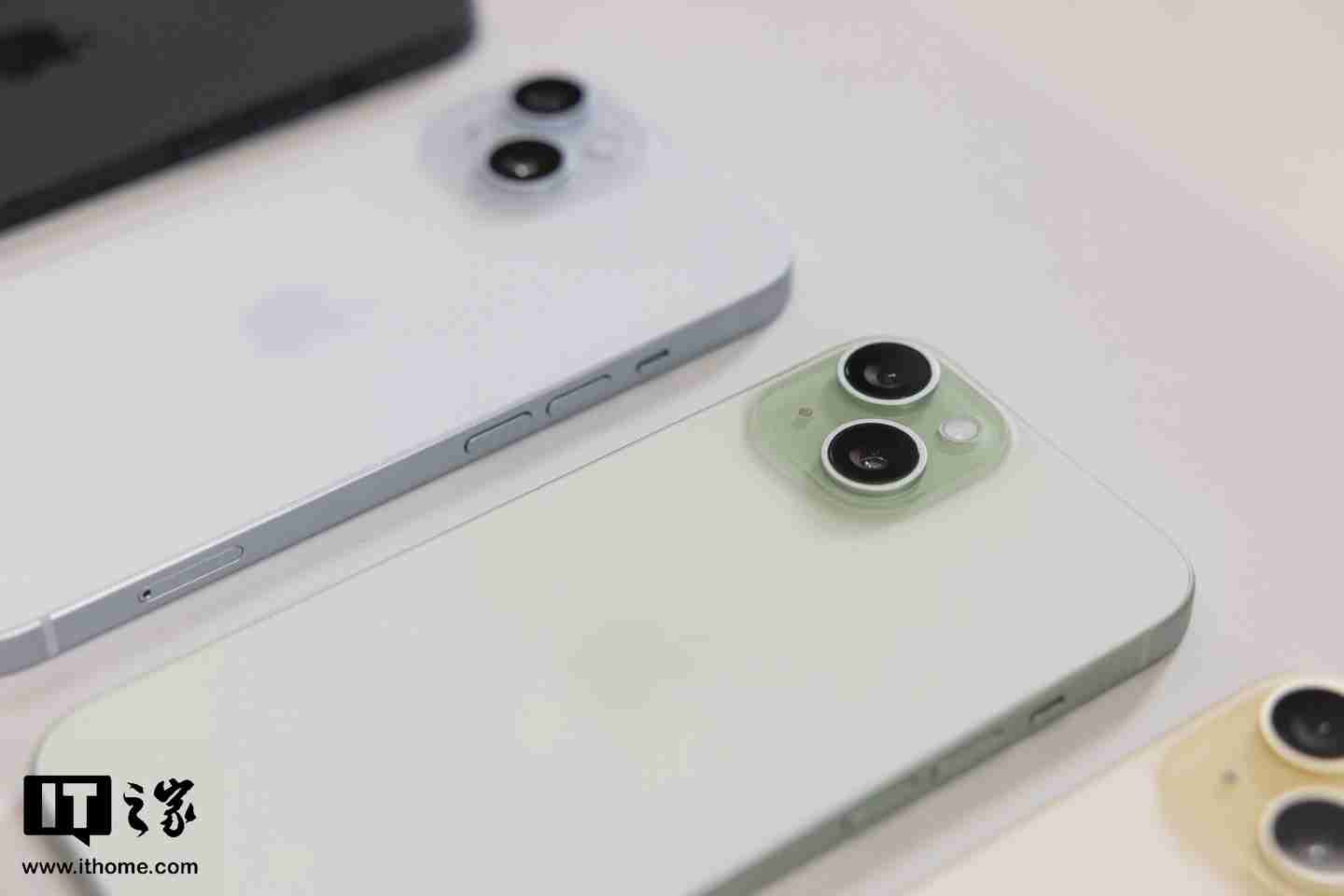 印度将调查塔塔电子工厂火灾,苹果 iPhone 供应链受影响