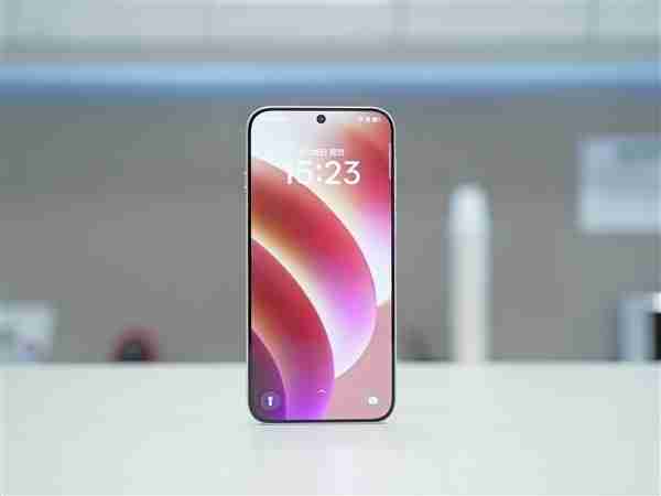 行业首个!OPPO Find X8获得莱茵智能护眼4.0认证:带来全新熄灯护眼技术