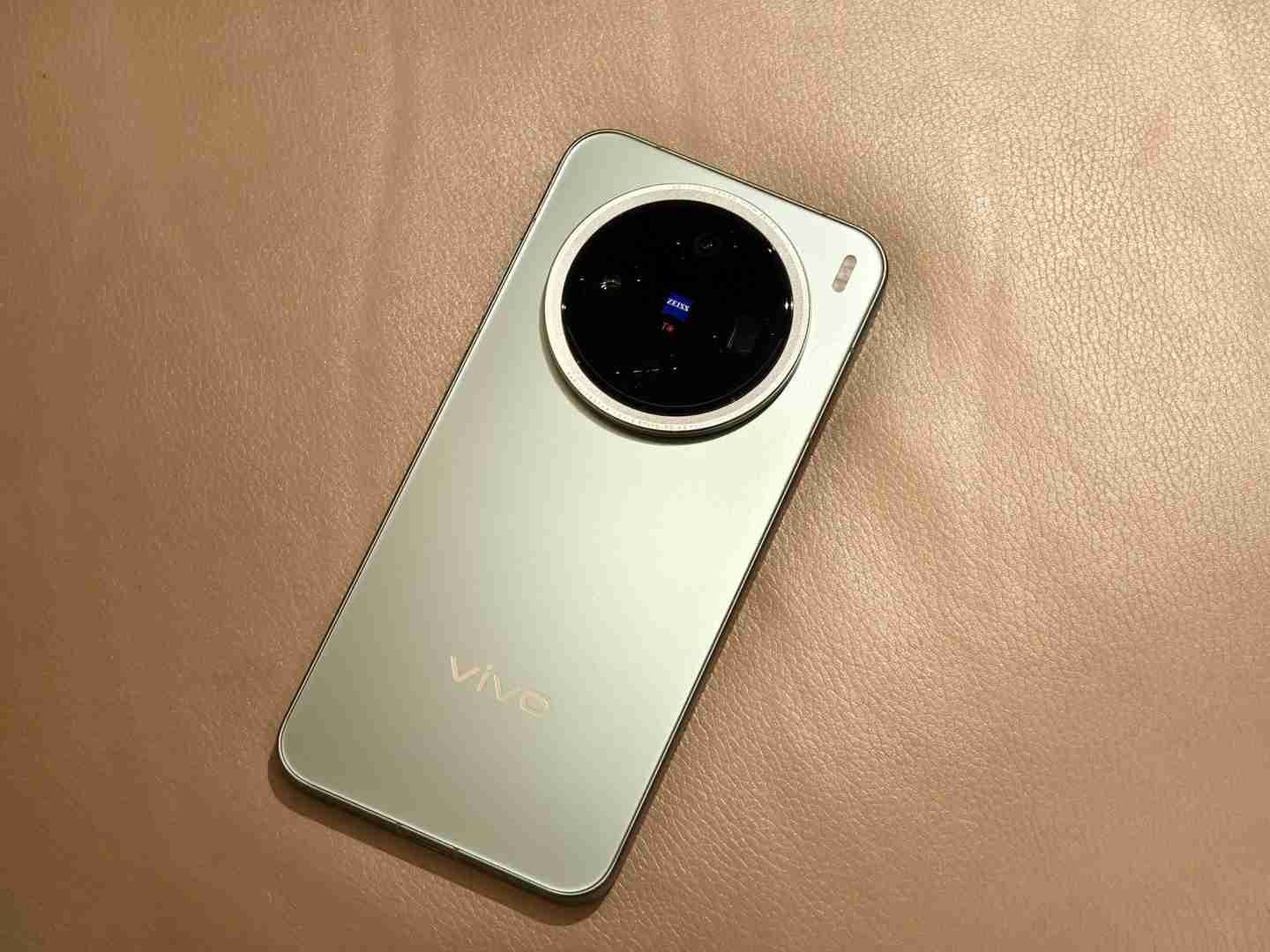 vivo X200 Pro mini 小屏手机实拍、快速上手：单手掌控，Pro 级 mini