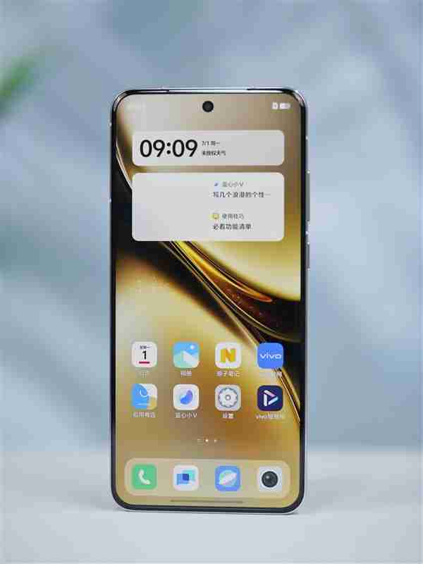 全等深微四曲屏!vivo X200图赏