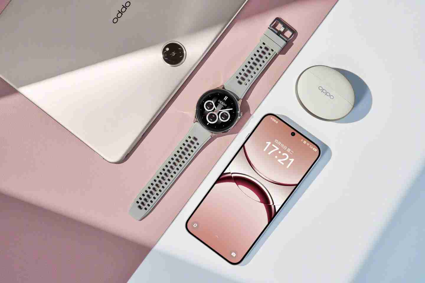 OPPO 全家桶照片公布,含 Find X8 系列手机、Pad3 Pro 平板等