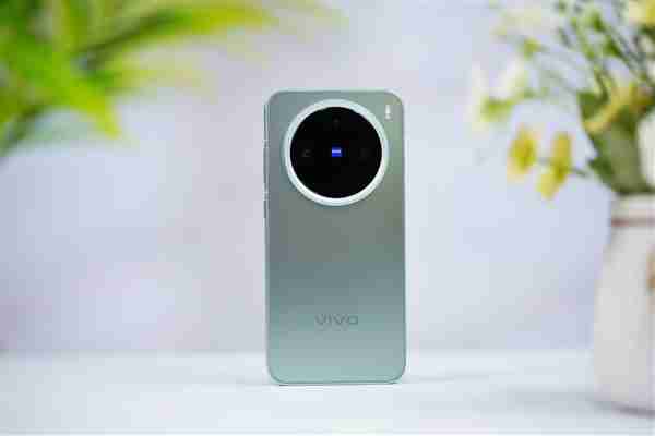 最强悍的小屏旗舰!vivo X200 Pro mini钛青图赏