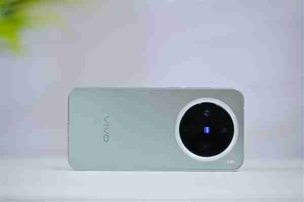 最强悍的小屏旗舰!vivo X200 Pro mini钛青图赏