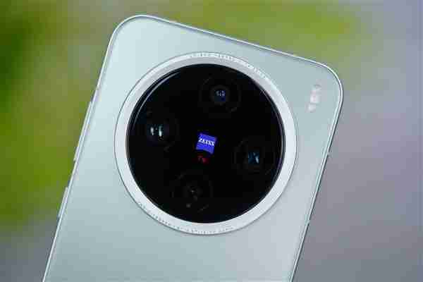 最强悍的小屏旗舰!vivo X200 Pro mini钛青图赏