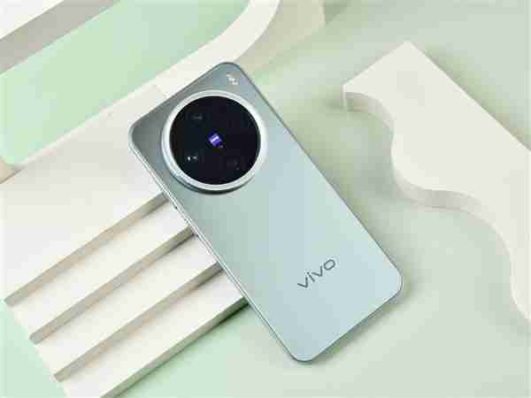vivo X200 Pro mini/iPhone 16/16 Pro影像对比:高下立判