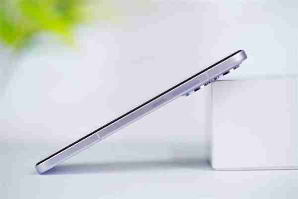 全等深四微曲屏!OPPO Reno13 Pro图赏