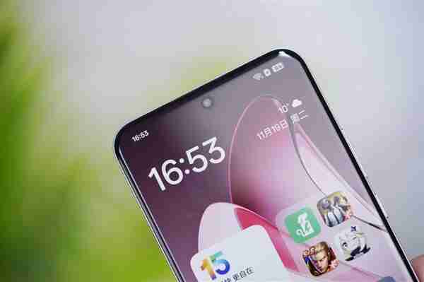 全等深四微曲屏!OPPO Reno13 Pro图赏