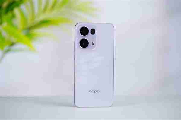 全等深四微曲屏!OPPO Reno13 Pro图赏