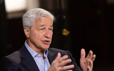杰米·迪蒙（Jamie Dimon）在里根论坛上抨击美国比特币储备计划