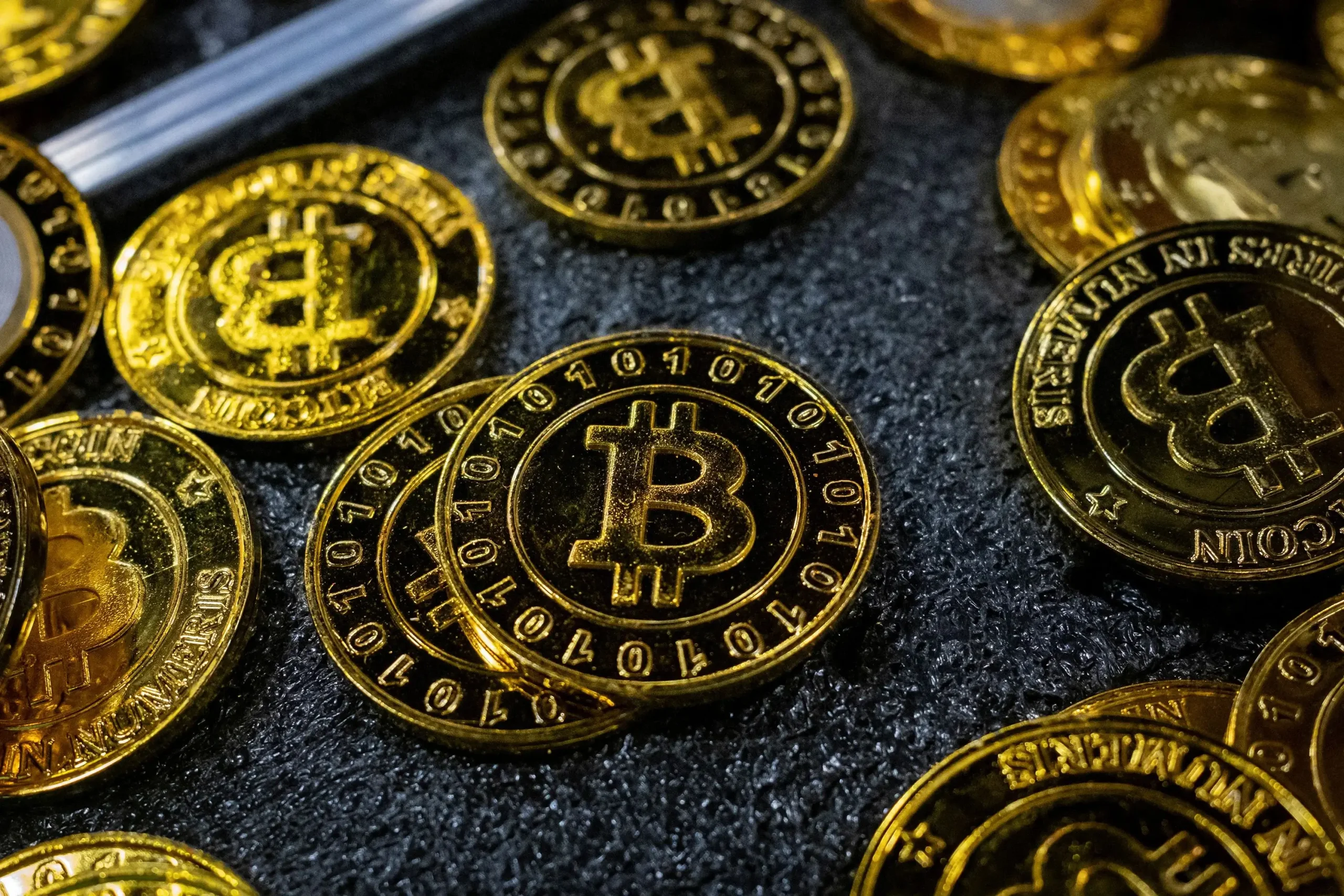 比特币公牛捍卫101,000美元,因为Market Eyes Key Reclaim $ 107,000