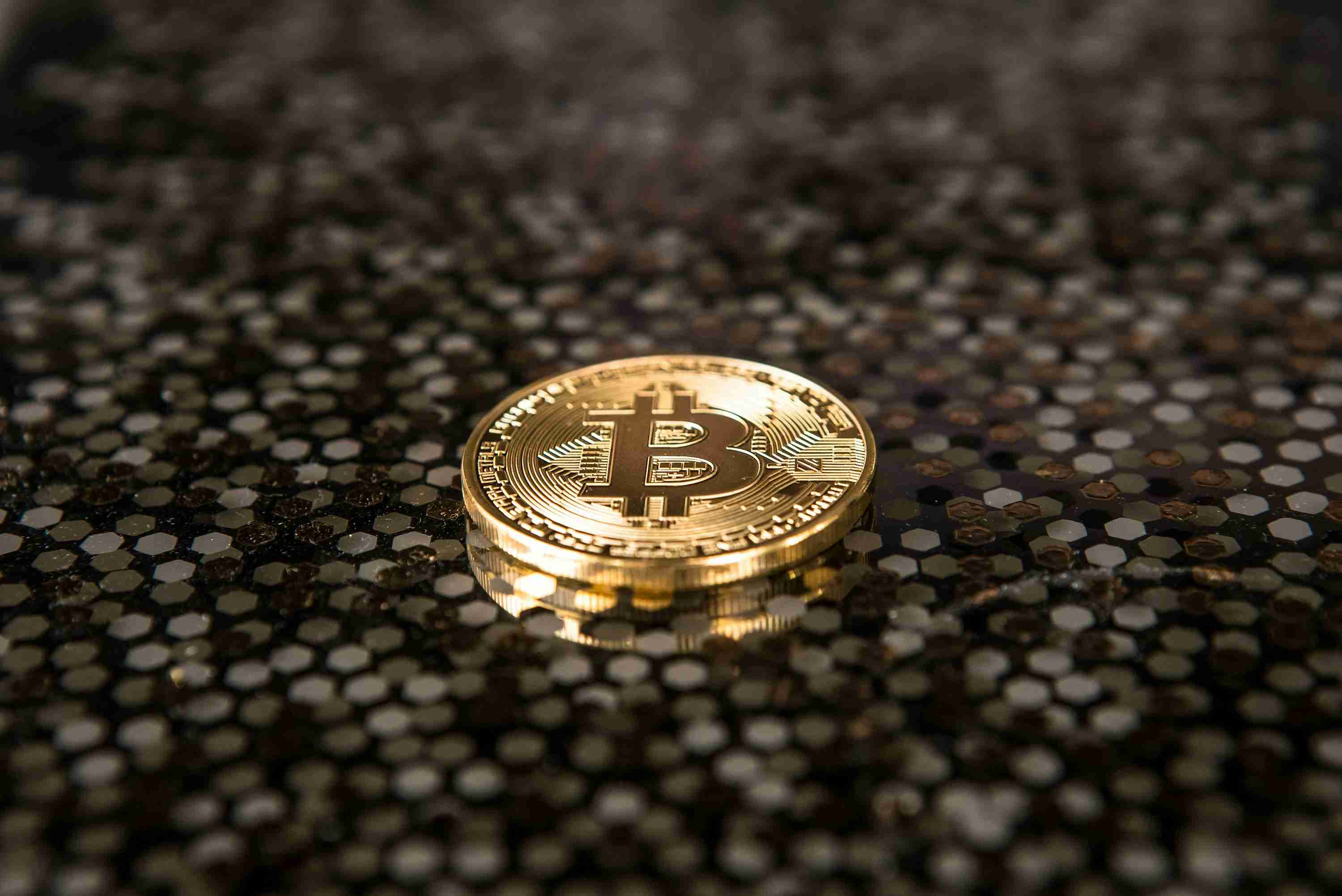 比特币(BTC)价格动作可能与Gold的2019年突破相同
