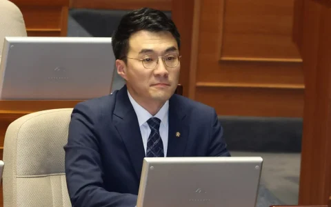 金·南·古克（Kim Nam-Guk）参加了国民议会的全体会议。照片= Hankyung，Kim Byung-neon