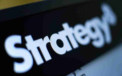 MicroStrategy在其持股中增加了1,045个比特币，支出了1.102亿美元