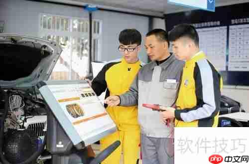 初中毕业学汽修,如何选择合适的汽修学校?