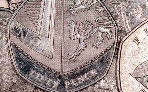 罕见的50p硬币警报：袋装换钱的价值250英镑吗？