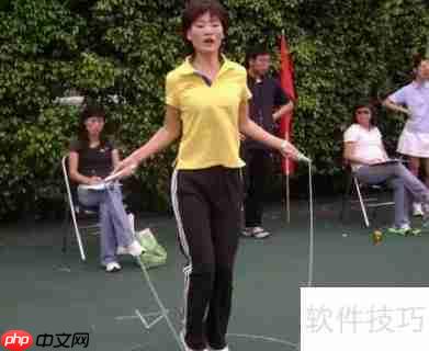 掌握跳绳双摇技巧,提升爆发力与协调性!