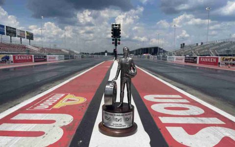 WWT Raceway的7月4日支架周末：比以往任何时候都好！