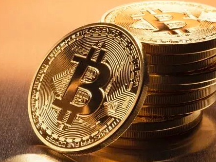 比特币突破历史高点：监管透明与通往12万美元之路