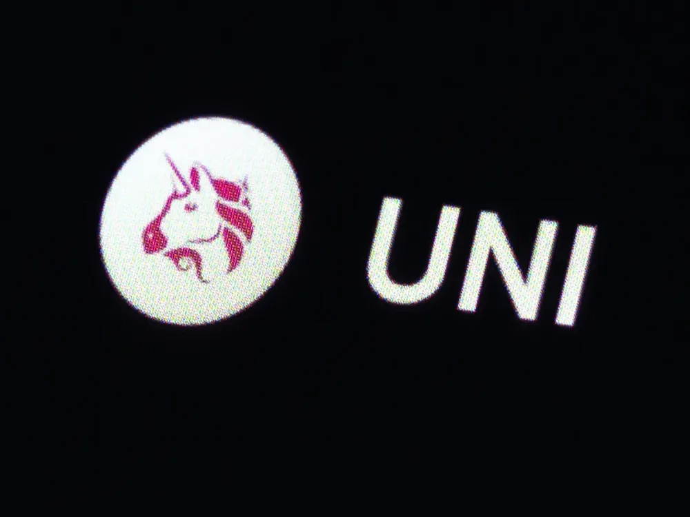 CoinRoutes、Uniswap API 与机构级 DeFi:一个新时代